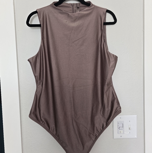 Skims Disco Mock Neck Bodysuit 3X - Picture 2 of 4